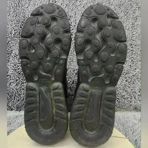 Nike Air Max 270 React Triple Black - Picture 8 of 9